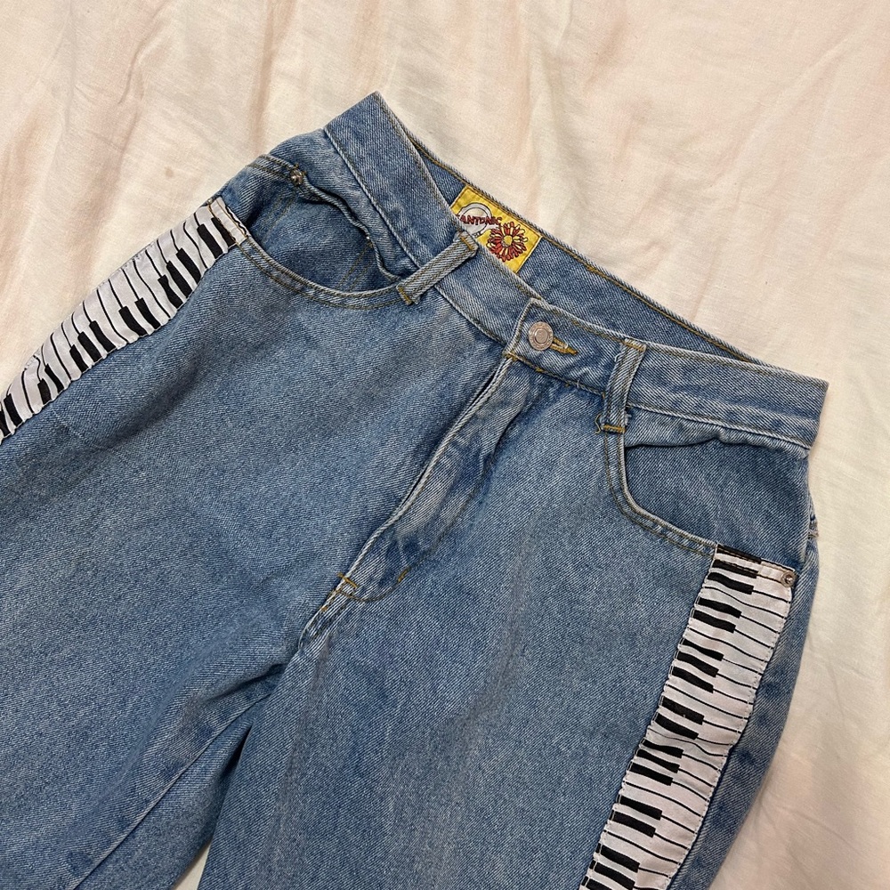 Vintage Boyfriend High-Waisted Jeans